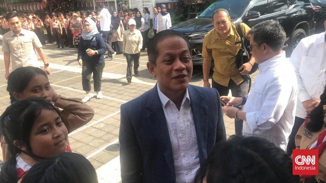 KLH memastikan bahwa hasil penelusuran sementara tidak menemukan adanya cemaran radioaktif di lokasi pabrik milik perusahaan eksportir cengkeh di Jawa Timur.