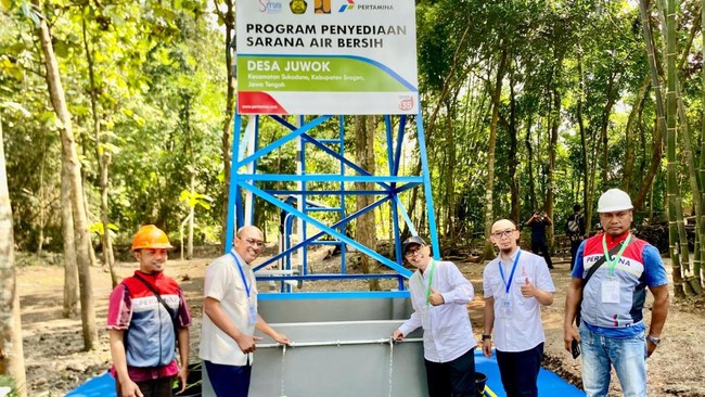 Program TJSL Pertamina Dukung Kemandirian Desa di Sragen Pertamina membangun 16 titik sumur bor air bersih sekaligus pelatihan pengelolaan rawat sarana air bersih bagi masyarakat di Sragen, Jawa Tengah.