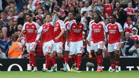 Hasil Premier League: Sikat Nottingham, Arsenal ke Puncak Klasemen
