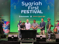 Bank Sulselbar Tanda Tangan Akad Migrasi Kredit ASN Jadi Multiguna Syariah