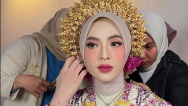 img-title Feby Putri Resmi Menikah, Riasan Wajah Manglingi Jadi Sorotan