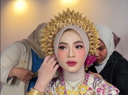 Feby Putri Resmi Menikah, Riasan Wajah Manglingi Jadi Sorotan