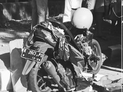 Pemotor Vario Tewas Tabrak Truk Parkir Sembarangan di Banyumanik Semarang
