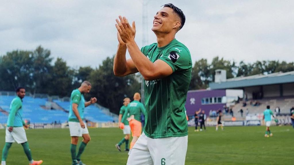 Spekulasi Liar Transfer Joey Pelupessy ke FC Groningen