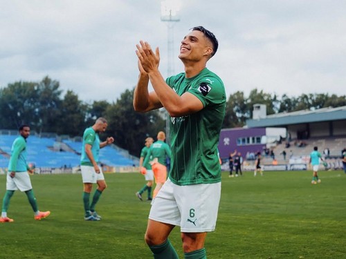 2 Gelandang Abroad Indonesia Cetak Gol Spektakuler di Klub