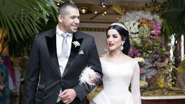 Perdana Muncul di Publik usai Isu Cerai, Wajah Tasya Farasya Disorot