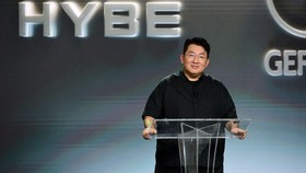 Bang Si-hyuk Kembali Diperiksa Polisi Terkait Kasus Penipuan IPO