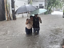 Banjir Terparah Sejak 2011, Warga Keluhkan Kebun Pandan Jadi Kontrakan