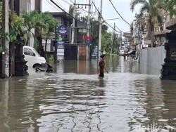 Sungai Meluap Picu Banjir di Canggu dan Berawa