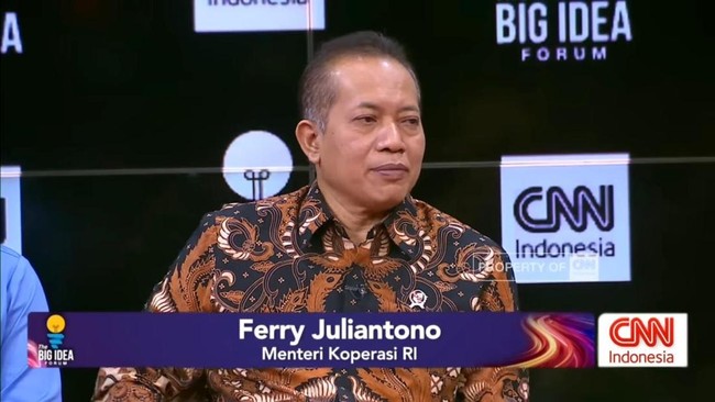 Pemerintahan Prabowo Subianto mengembangkan Koperasi Desa Kelurahan Merah Putih (KDKMP) untuk memperkuat ekonomi kerakyatan, terutama bagi masyarakat desa.