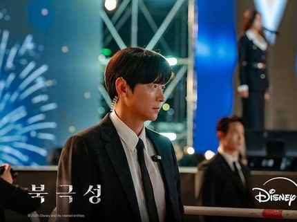 Comeback Drakor Setelah 21 Th, Ini 5 Potret Gang Dong Won Agen Rahasia di Tempest