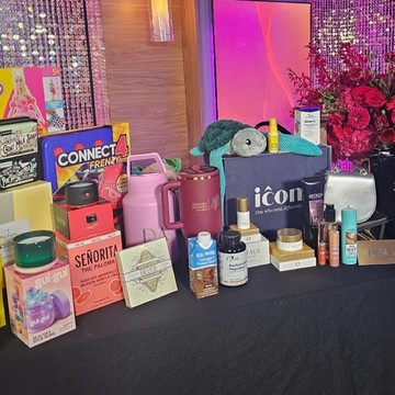 Fantastis! Intip Isi Goodie Bag Mewah Emmy Awards 2025 Senilai Rp400 Juta