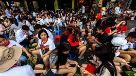 FOTO: Ketika Pengalaman Menikmati Street Food Hanoi Jadi Magnet Wisata