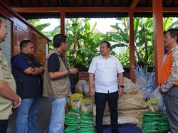 Kemendagri Bantu Korban Banjir Denpasar, Salurkan Beras-Tenda Posko