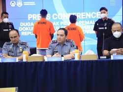 Imigrasi Jaksel Bongkar Sindikat Paspor Palsu dan WNA Overstay