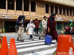 Nggak Perlu Lompat Pagar, Kini Ada Pelican Crossing Baru di Cikini