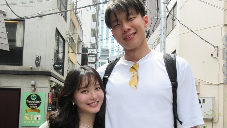 Nita Vior Babymoon ke Jepang Nita Vior Babymoon ke Jepang