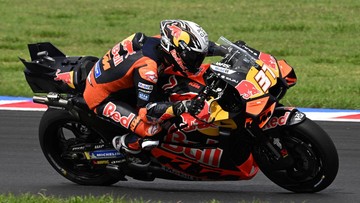 Liputan Olahraga CNN Sport : Apes, Rantai Motor KTM Acosta Putus saat Ngebut di MotoGP San Marino