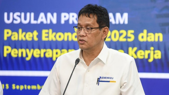 Purbaya Yakin Tak Ada Pelanggaran Hukum di Gelontoran Rp200 T ke Bank Menteri Keuangan Purbaya Yudhi Sadewa meyakini langkahnya membongkar celengan negara Rp200 triliun di BI dan memindahkannya ke bank tidak melanggar hukum.