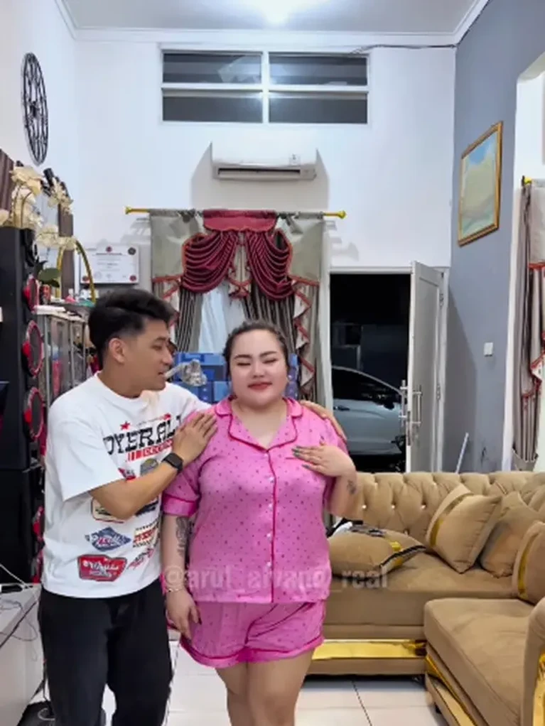 Rumah Lisa Mariana Rumah Lisa Mariana