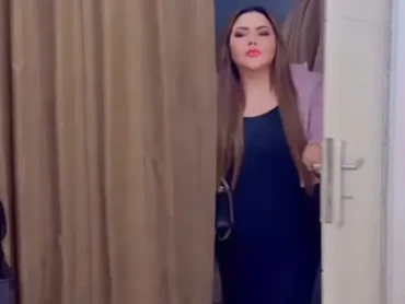 img-title Ini 7 Penampakan Detail Rumah Lisa Mariana yang Penuh dengan Nuansa Emas