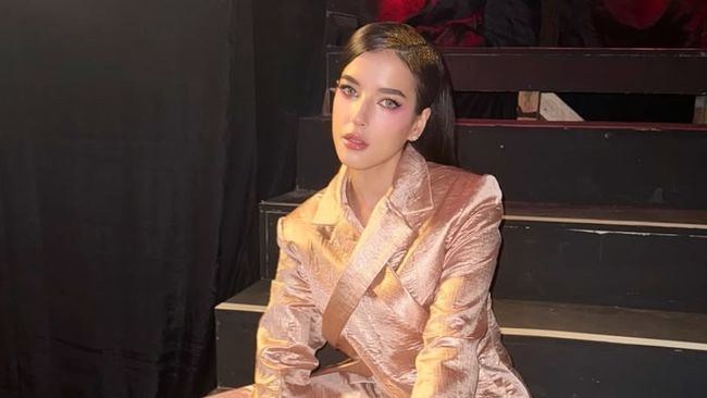 Tasya Farasya bawa Hermes Himalaya yang ditaksir nilanya sampai Rp3 miliar saat sidang cerai. Harganya setara sewa apartemen di Jakarta selama 60 tahun.