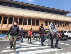 Video: Kata Warga Soal Pelican Crossing di Stasiun Cikini