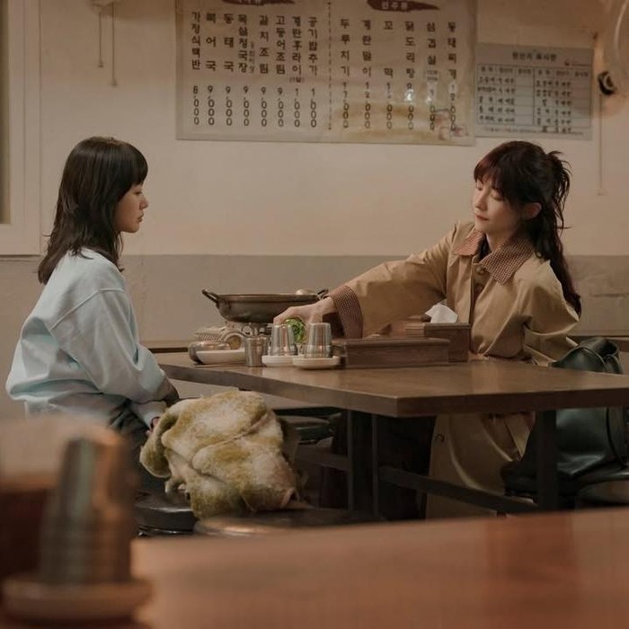 You and Everything Else merupakan salah satu drama Korea terbaru di bulan ini yang secara resmi tayang sejak Jumat, (12/9/2025). Drama Korea ini merupakan serial original Netflix yang menghadirkan genre coming-of-age hingga romansa.