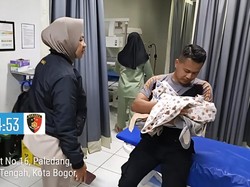 Bayi Menangis di Pinggir Jalan Gegerkan Warga Kota Bogor Tengah