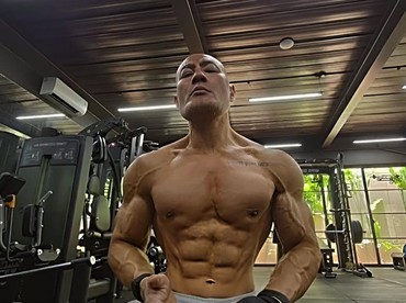 img-title Wasiat Tak Biasa Deddy Corbuzier bila Meninggal di Tempat Gym