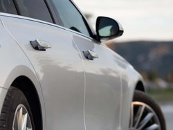 Bos VW Kritik Gagang Pintu Rata di Mobil Listrik Modern: Bikin Ribet!