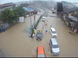 Hujan Deras Guyur Samarinda Selasa 2 Jam, 13 Titik Terendam