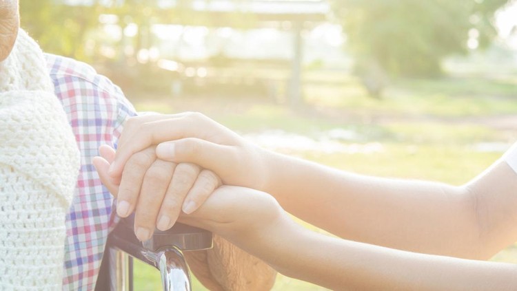 Ilustrasi lansia atau lanjut usia Hands old women and younger touch with the evening nature