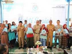 HUT Ke-15 BNPP, Mendagri Bagi 2.000 Paket Sembako ke Warga Tanah Tinggi