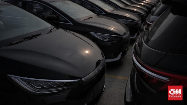 Pemerintah menilai insentif impor mobil listrik Completely Build Up (CBU) tidak lagi diperlukan seiring masa berlaku kebijakan yang berakhir pada Desember 2025.