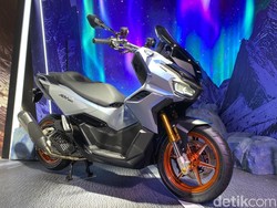 Modifikasi New ADV 160 Usung Tema SUV Street