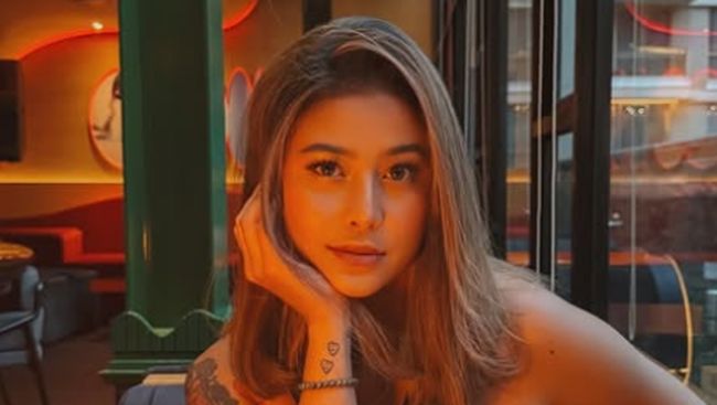 Terpopuler: Mengenali Sosok Wali Allah VS Reaksi Awkarin Usai Disebut Pindah Agama