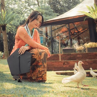 Raissa Anggiani Raih Gelar Sarjana, Bukti Bisa Bermusik Sambil Kuliah