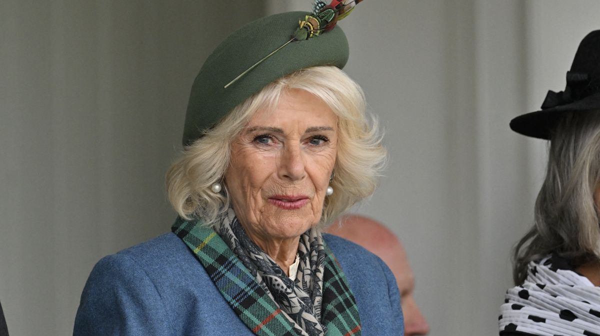 Ratu Camilla Tak Semudah Itu Maafkan Hinaan Harry pada Masa Lalu
