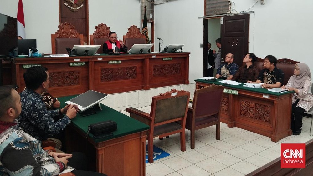 Aktivis Jerat Hukum? Status Tersangka Digugat!