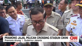 VIDEO: Pramono Jajal Pelican Crossing Stasiun Cikini