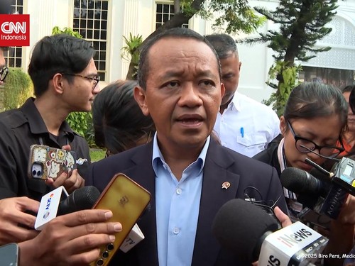 VIDEO: Bahlil Imbau SPBU Swasta Beli ke Pertamina Jika Kuota Tak Cukup