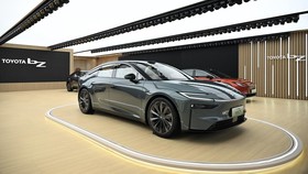 Sedan Listrik Toyota bZ7 Hasil Kolab Bareng Huawei dan Xiaomi