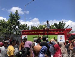 Geruduk SPPBE gegara LPG 3 Kg Langka, Warga: Kami Hanya Ingin Beli