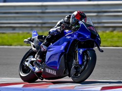 Hasil Tes Motor MotoGP Yamaha: Ini Perbandingan Mesin V4 dan Inline
