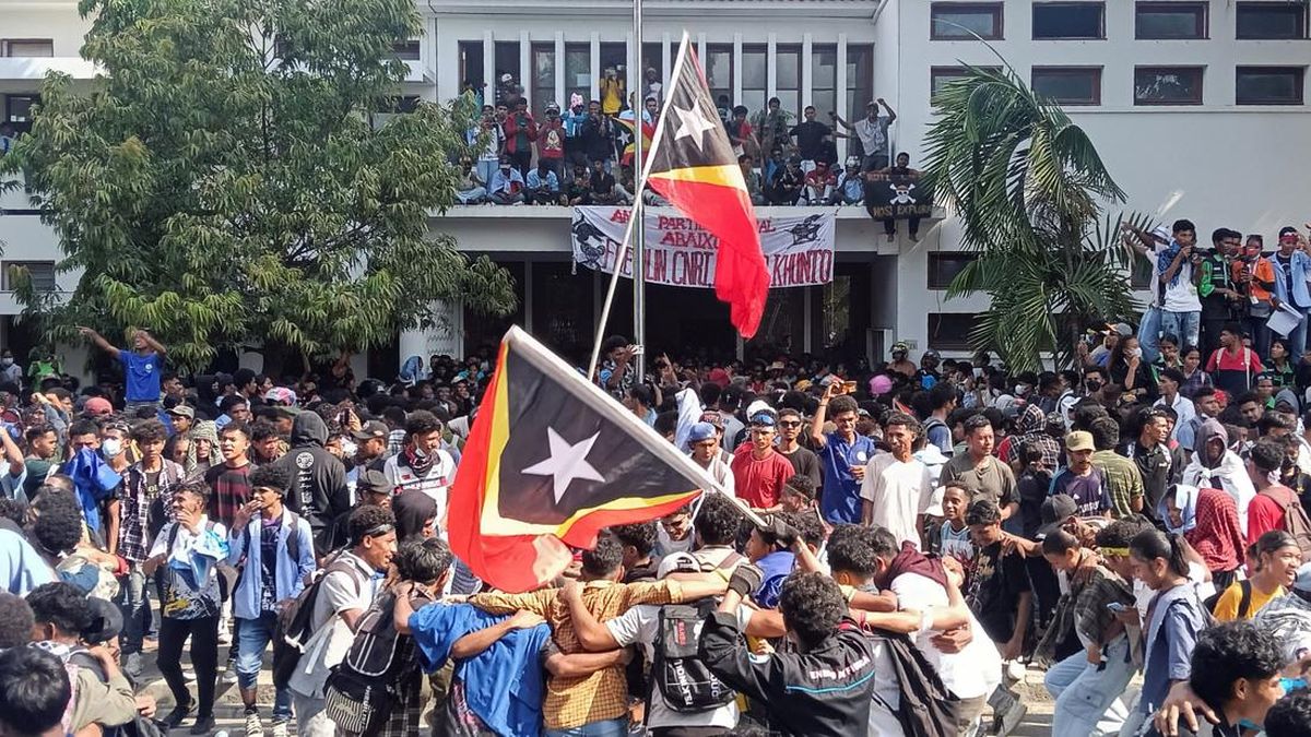 Bentrok Polisi-Pedemo, DPR Timor Leste Batalkan Anggaran Mobil Dinas