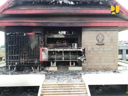 Gedung DPRD Sulsel dan Makassar yang Rusak Imbas Kericuhan Diperbaiki