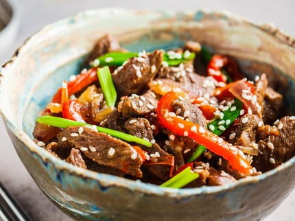 25 Resep Daging Sapi Simpel Enak, Lada Hitam hingga Teriyaki