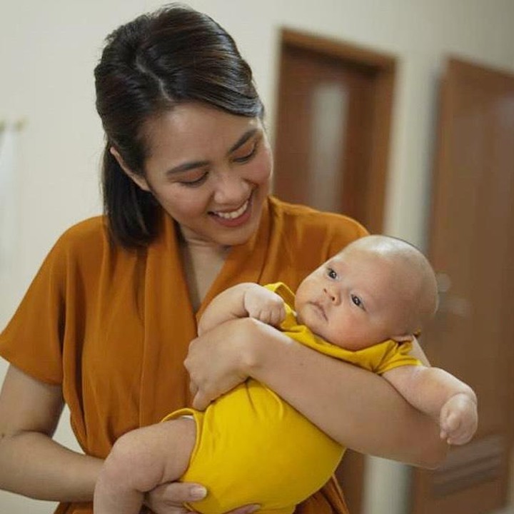 <p>Marcell dan sang istri sering membagikan potret kebersamaan di Instagram. Pasangan ini juga kerap mengunggah momen spesial di media sosial. Baru-baru ini, Marcell memposting foto-foto sang istri yang berulang tahun. (Foto: Instagram @marcelldarwin)</p>