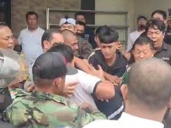 Kronologi Bang Jago Pukuli 2 Pemotor di Bogor Berujung Digeruduk Warga